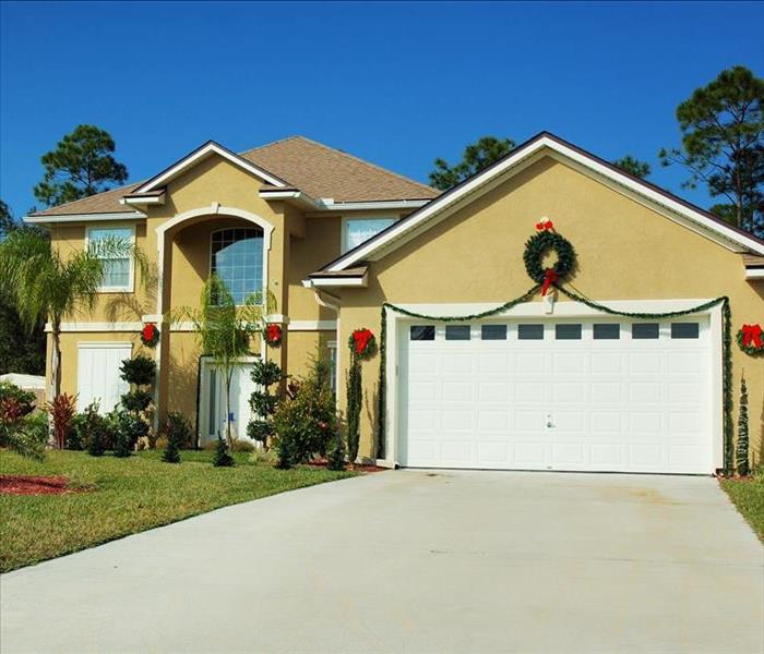 A home in florida with holiday decorations
